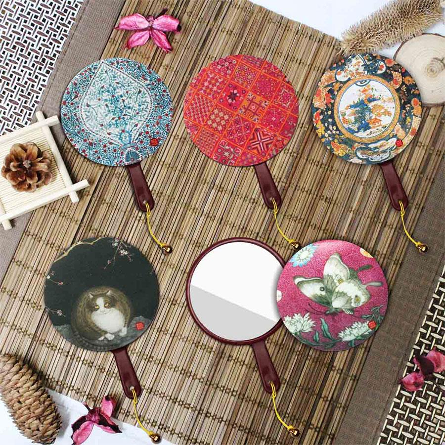 National Palace Museum Shop 故宮精品 - 故宮手抽鏡刺繡方巾  - 1入